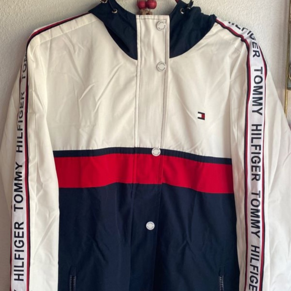Tommy Hilfiger Womens Jacket